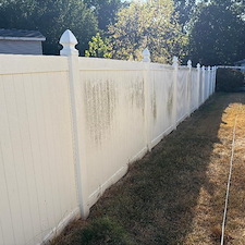 Top-Quality-Fence-Clean-in-Elsberry-Mo 7
